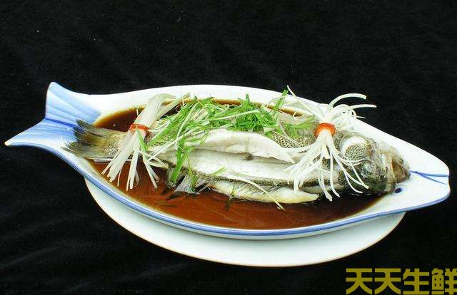 广州蔬菜配送公司告诉你：为什么有些人不能吃鲈鱼？(图2)